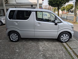 
										スズキ ワゴンR FA 衝突軽減ブレーキ付 R2 2.3万km full									