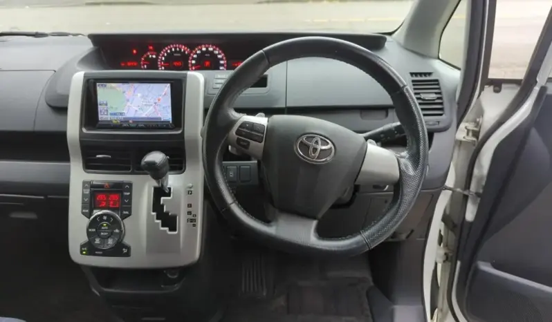 
 トヨタ ヴォクシー ZS 煌 H23 9.3万km 両側電動スライドドア ナビ Bカメラ ETC full									